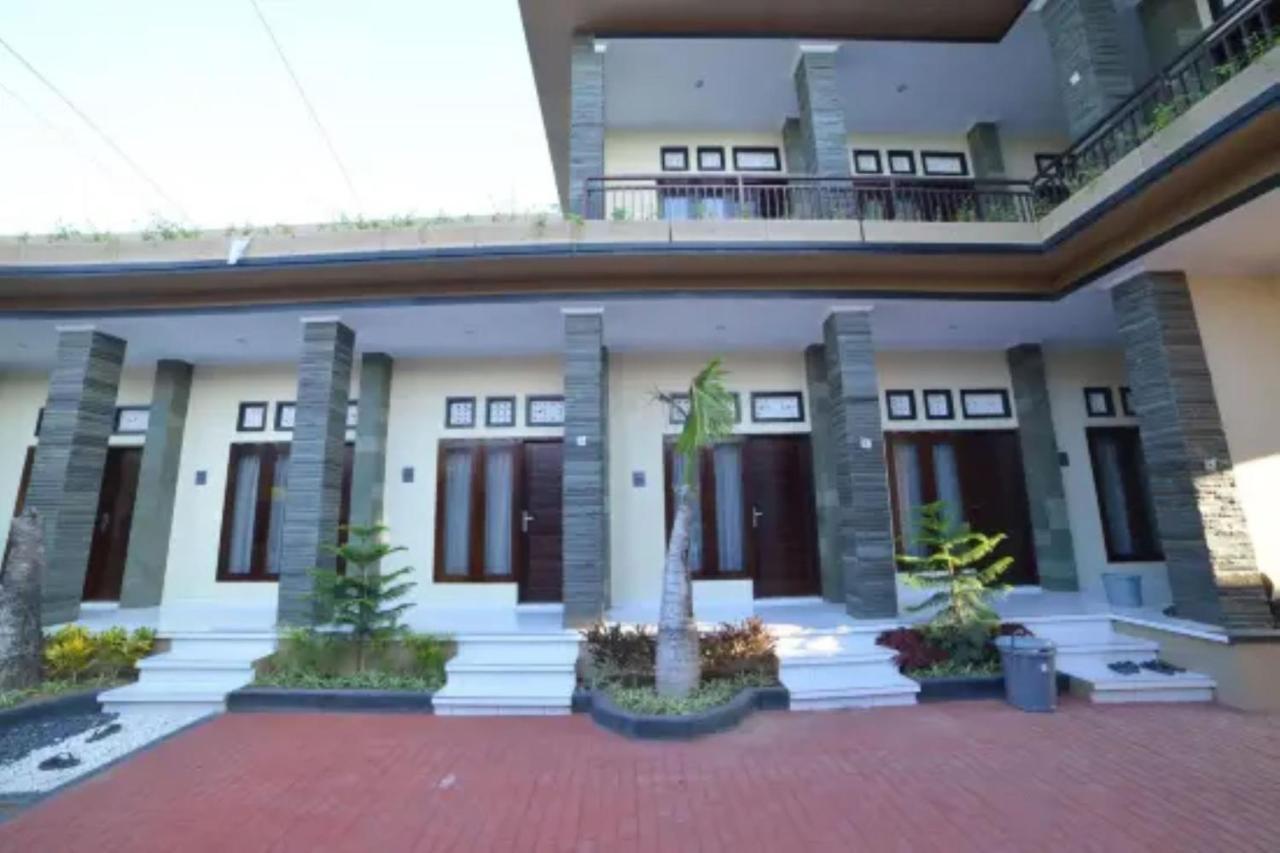 Kedunganan Oyo Flagship 91237 Ratu Guest House מראה חיצוני תמונה