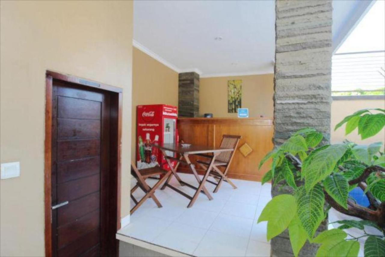 Kedunganan Oyo Flagship 91237 Ratu Guest House מראה חיצוני תמונה