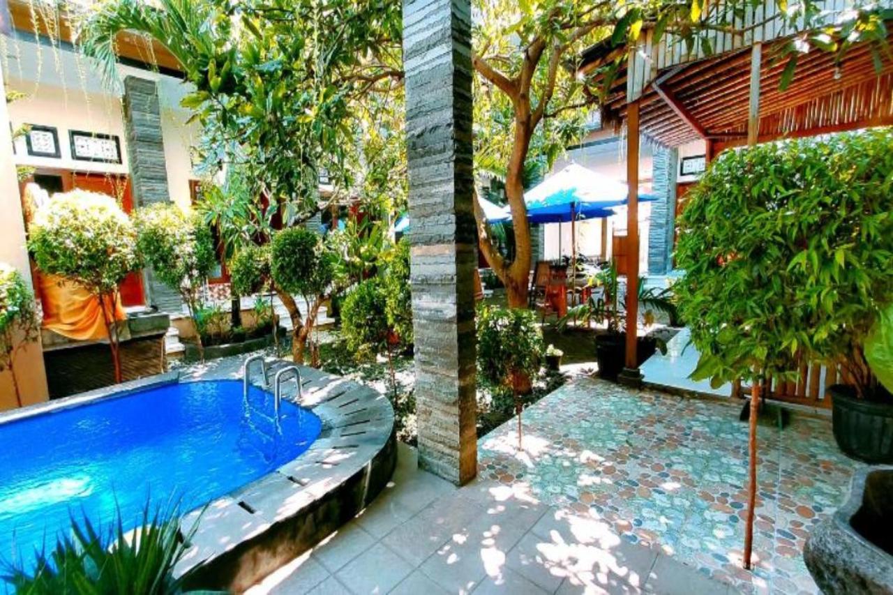 Kedunganan Oyo Flagship 91237 Ratu Guest House מראה חיצוני תמונה