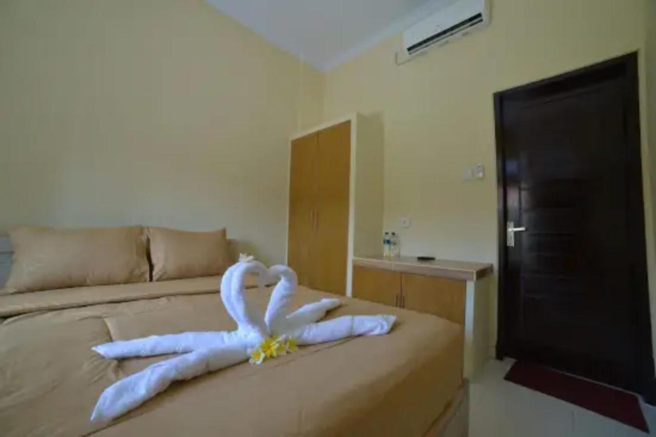 Kedunganan Oyo Flagship 91237 Ratu Guest House מראה חיצוני תמונה