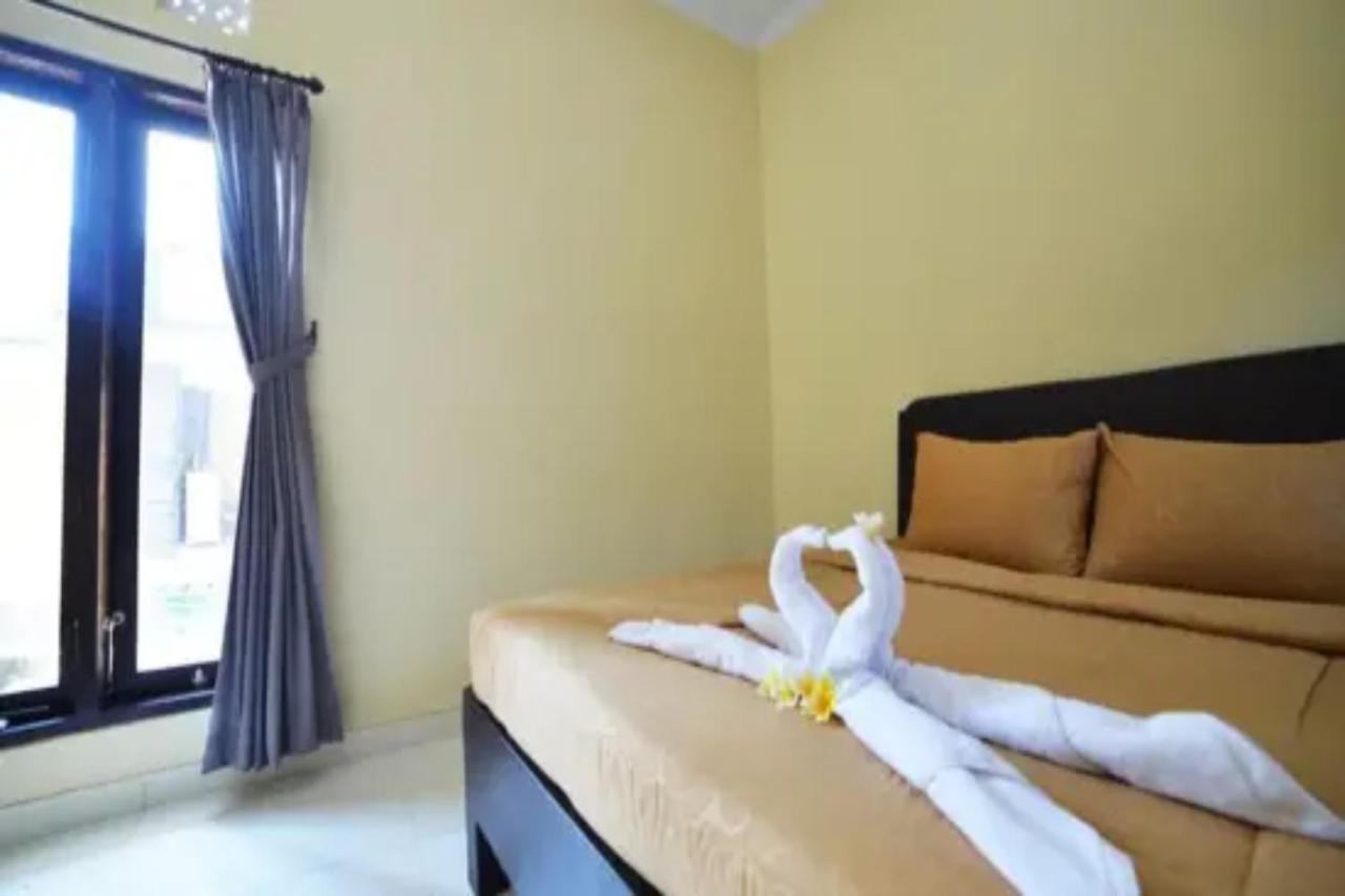 Kedunganan Oyo Flagship 91237 Ratu Guest House מראה חיצוני תמונה