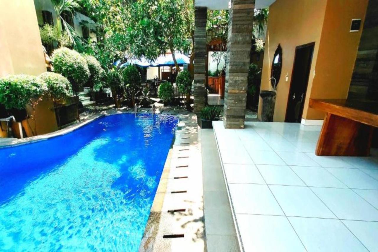 Kedunganan Oyo Flagship 91237 Ratu Guest House מראה חיצוני תמונה